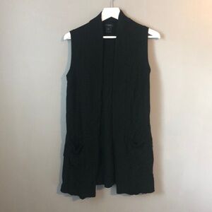 Black Sleeveless Cardigan Vest